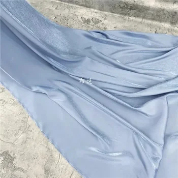 Глазурованная атласная ткань Водянисто-голубая глянцевая шелковая гладкая юбка-рубашка Оптовая продажа Ткани для пошива одежды своими руками Материал метров