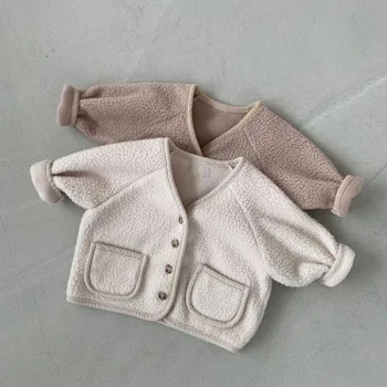 Осень/зима 2023, новый корейский мягкий и теплый повседневный кардиган для младенцев и малышей, завернутый в детское флисовое теплое пальто